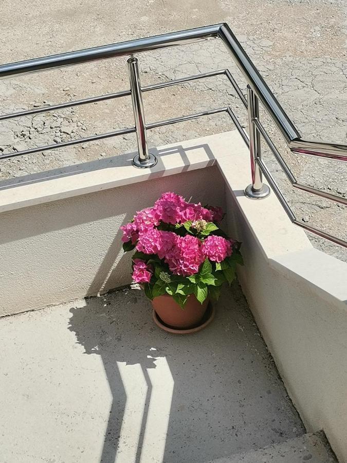 Apartment Lijana Sea View Tučepi Exterior foto