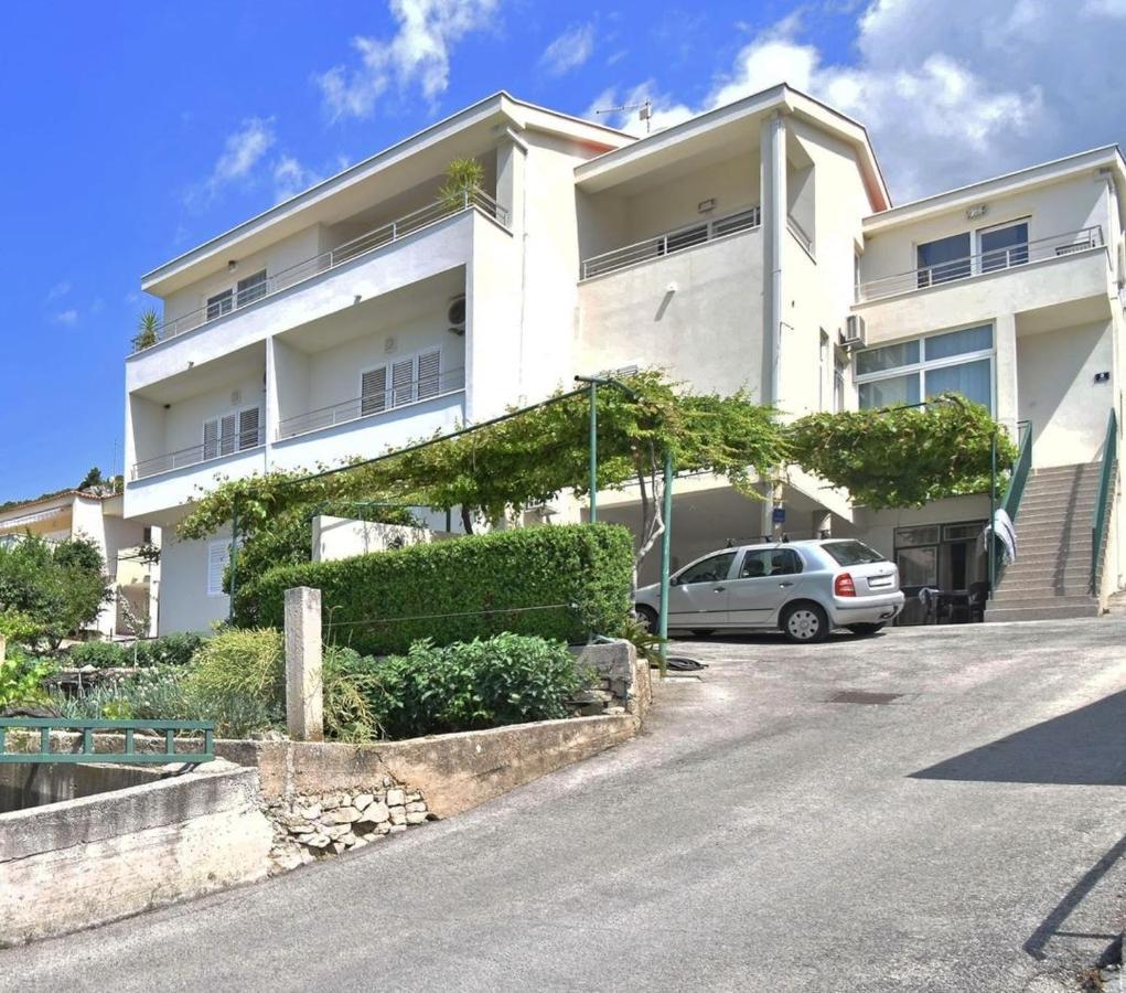 Apartment Lijana Sea View Tučepi Exterior foto