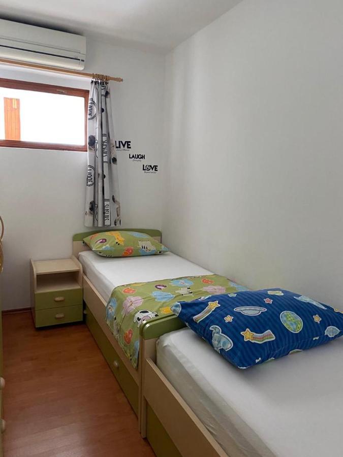 Apartment Lijana Sea View Tučepi Exterior foto